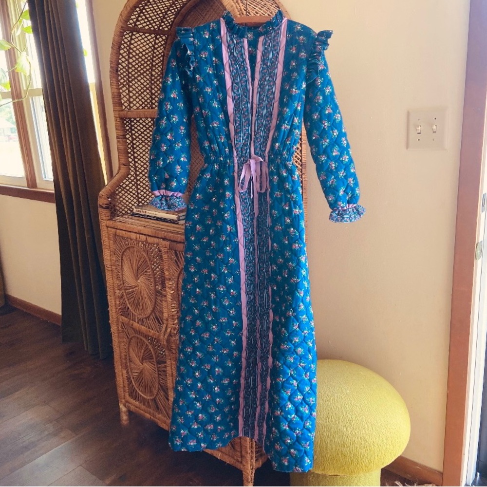 Vintage 70’s Sears At Home Wear Quilted Lounge House Dress